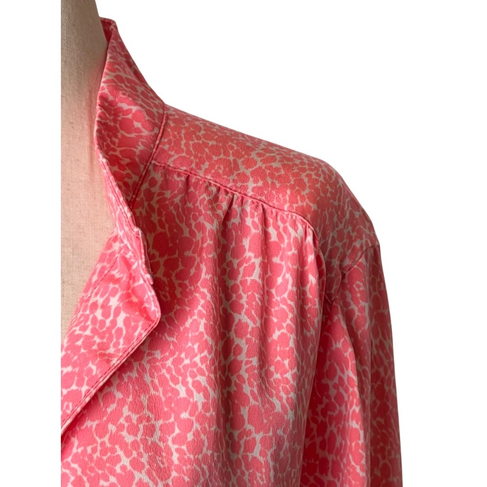 Britt Ryan Silk Tunic Blouse Women Large Pink Leopard Print Roll Tab Old Money - Picture 6 of 12